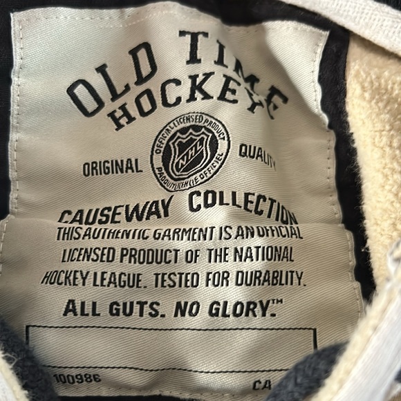 Old time hockey Pens hoodie; lace up; size S - Picture 4 of 4